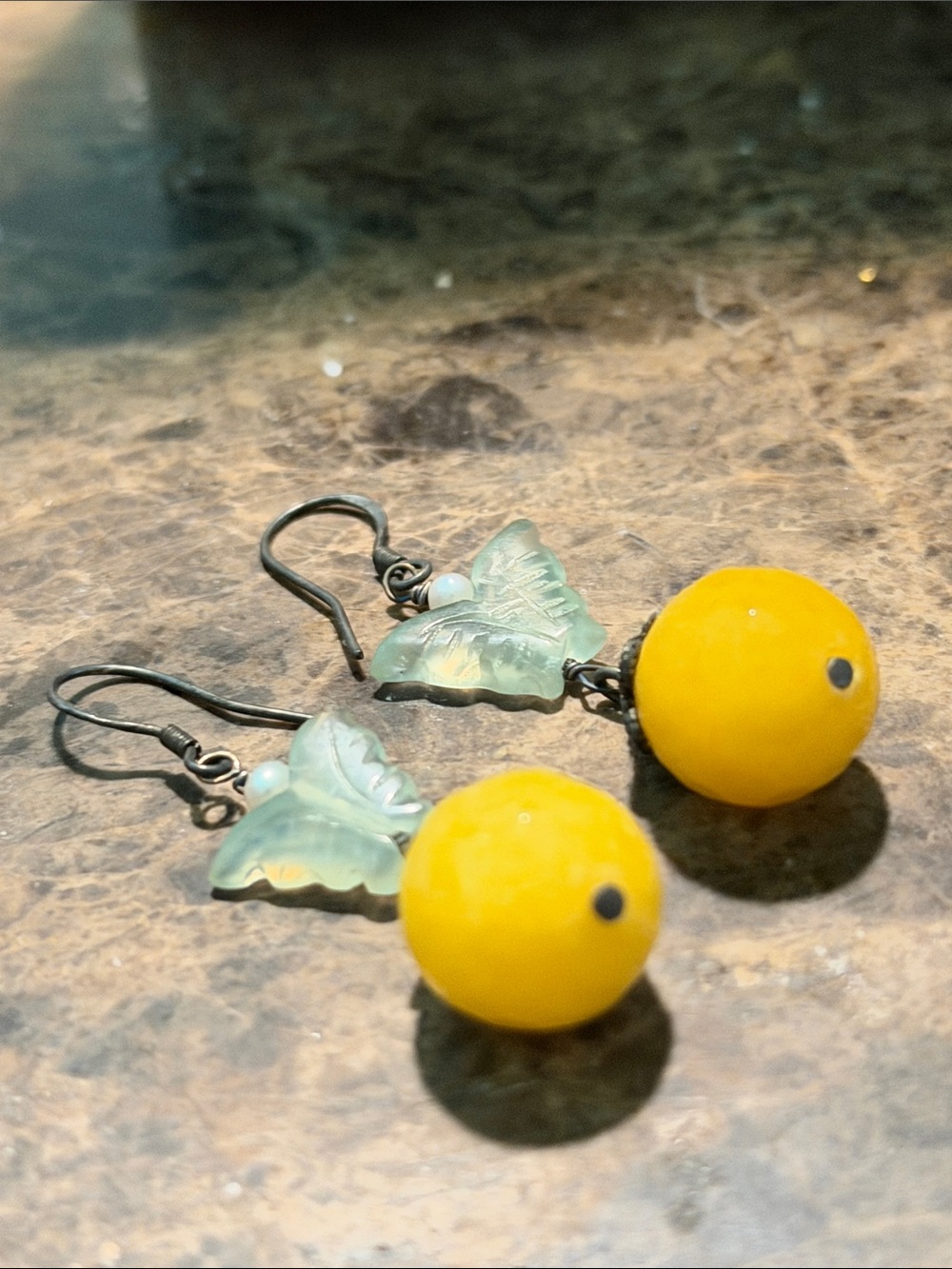 Unique pierced butterfly jade and pearl semi precious sterling silver wires - Picture 5 of 14